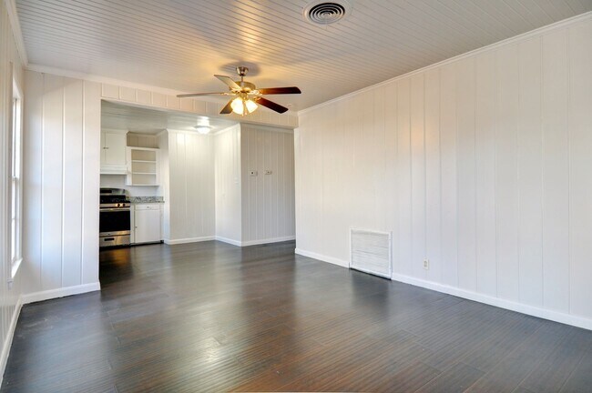 Foto del edificio - 2409 Horne St