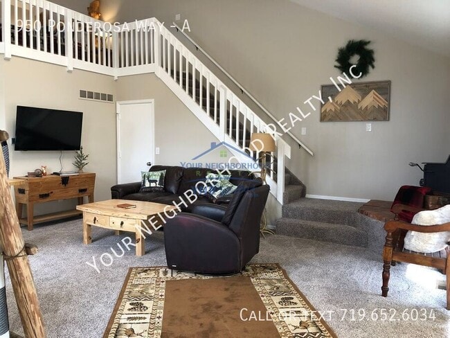 Photo - 950 Ponderosa Way House