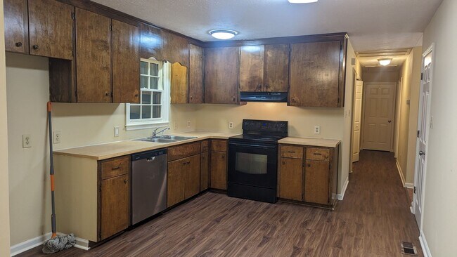 Foto del edificio - 508 Merrill Ln