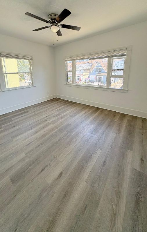 Foto del edificio - 433 W 4TH St