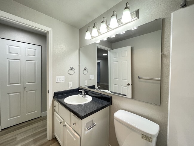 Foto del interior - Redmond Park Apts