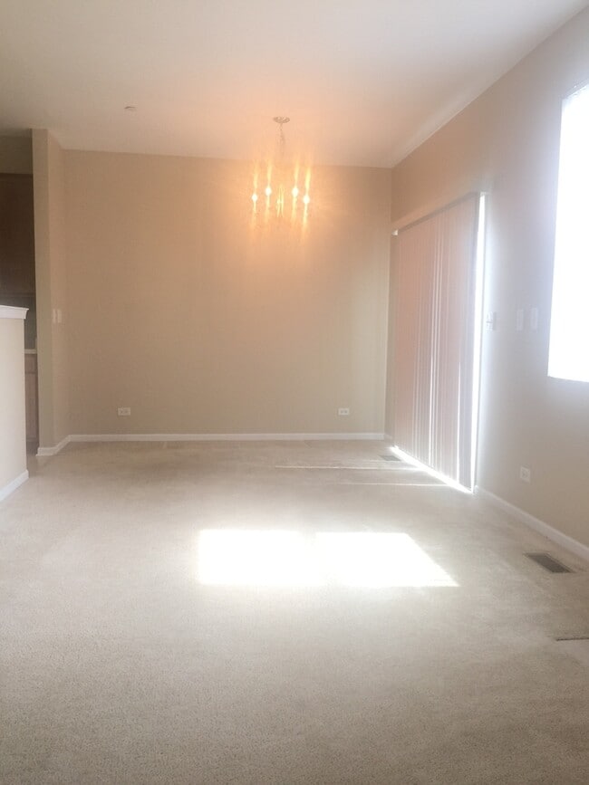 Building Photo - 6531 Blue Sky Ln