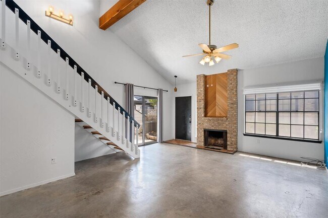 Building Photo - 1748 Ohlen Rd