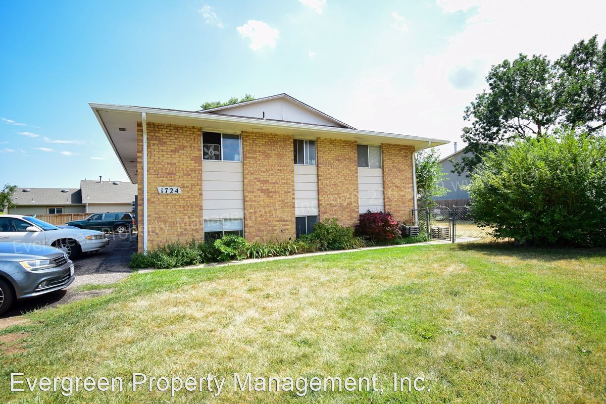 Primary Photo - 1724 Larch St