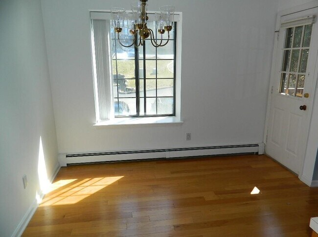 Foto del edificio - 119 Foxwood Cir