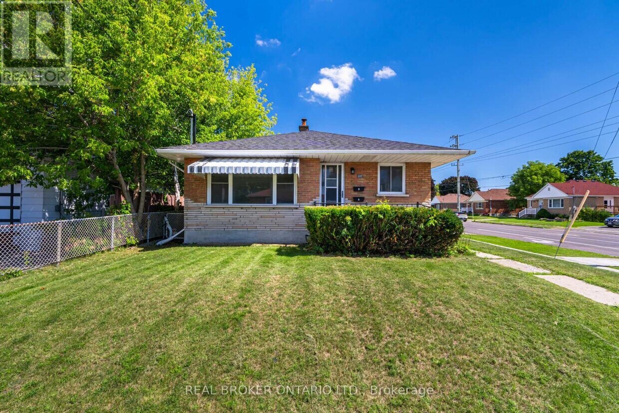 Primary Photo - 227 Stevenson Rd N