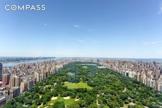 Building Photo - 157 W 57th St