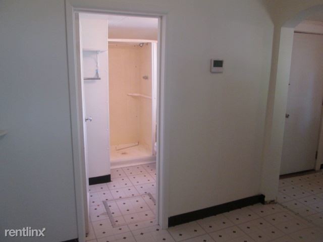 Building Photo - 1 br, 1 bath House - 315 4th St NE
