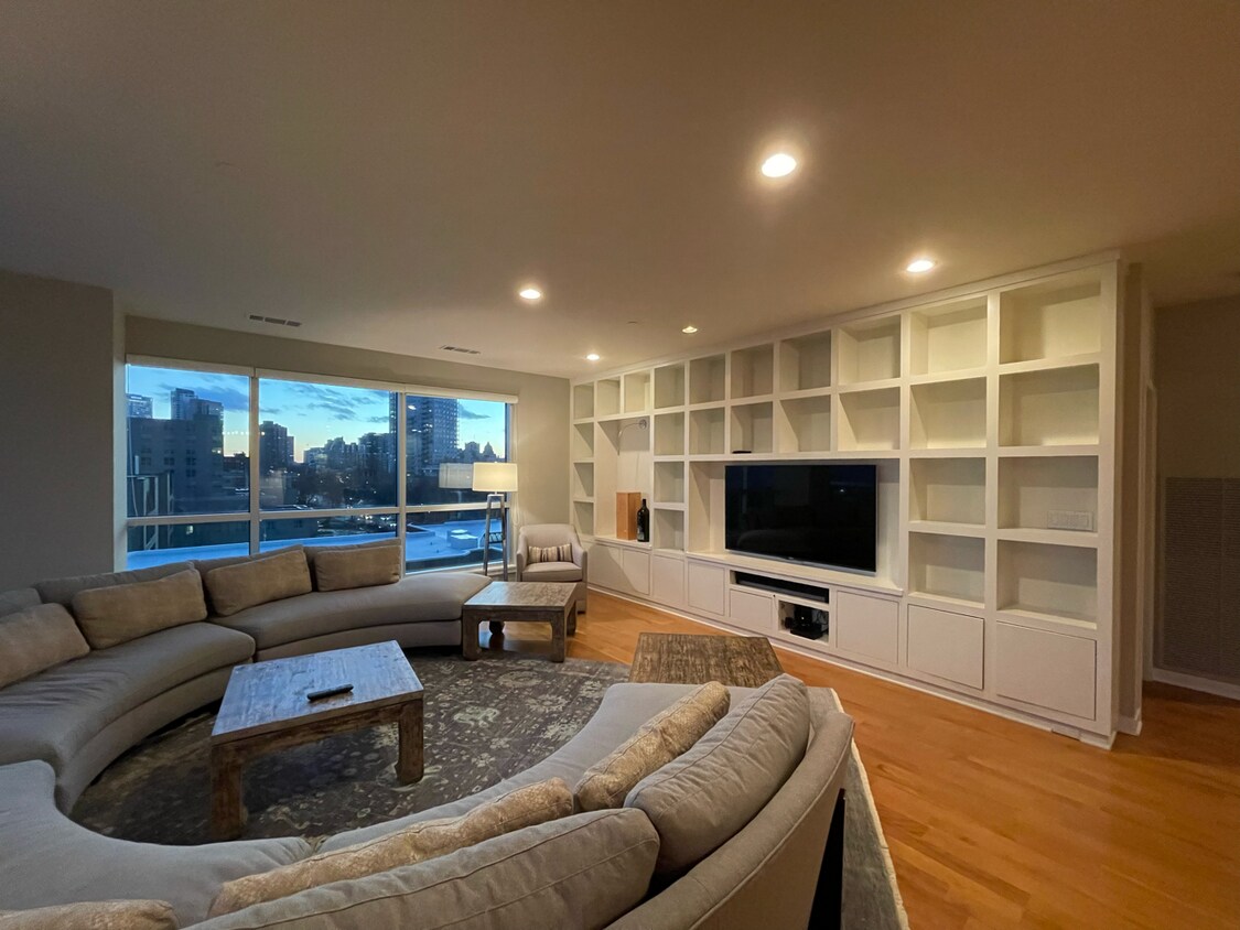 1522 N Prospect Ave Unit 606, MIlwaukee, WI 53202 Condo for Rent in