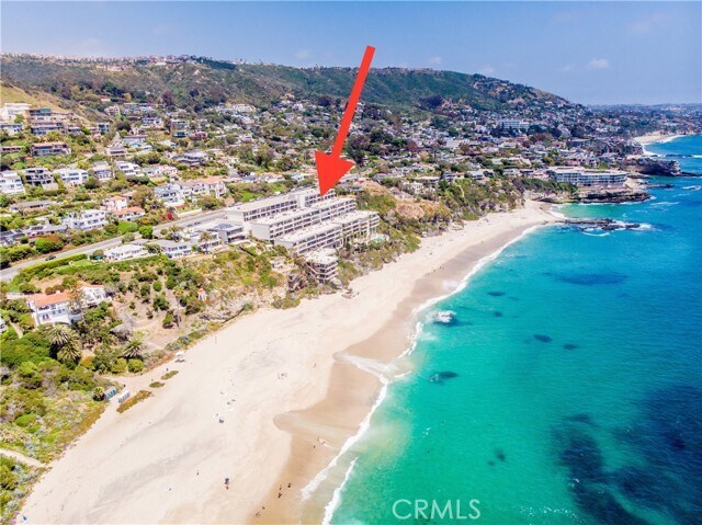 Foto del edificio - 330 Park Ave