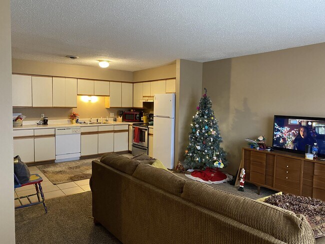 Building Photo - 2558 Candlecrest Cir