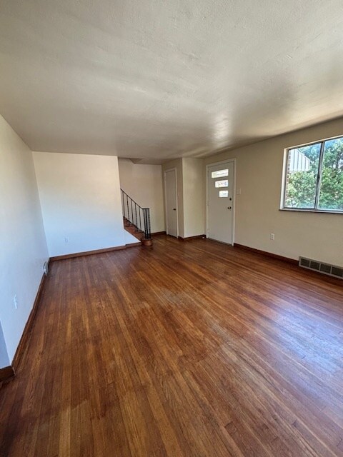 Foto principal - 2324 Beaver Rd