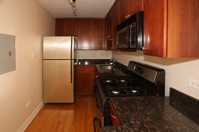 Foto del edificio - 630 W Wrightwood Ave