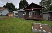 Foto principal - 310 Bellflower Rd