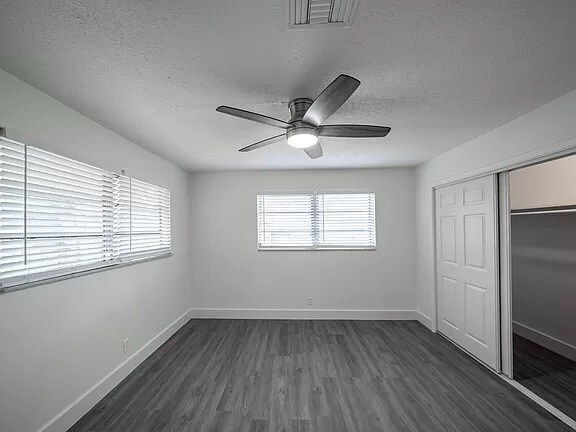 Foto del edificio - 4110 SW 24th Ct
