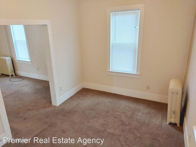 Building Photo - 3 br, 2.5 bath House - 1444 Sherman Street