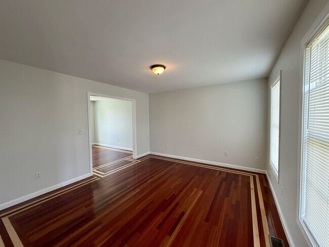 Foto del edificio - 8 Normandy