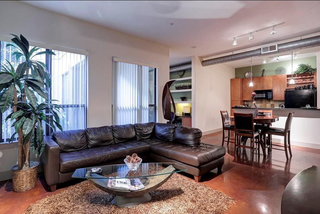 Photo - 1901 Post Oak Blvd (Houston, TX)