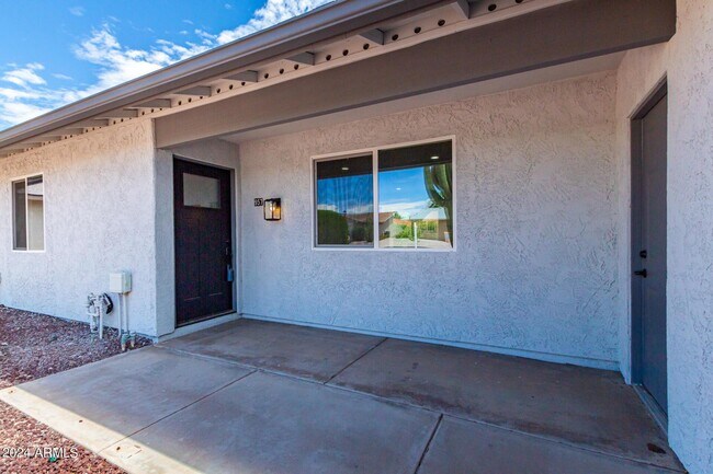Building Photo - 957 Leisure World