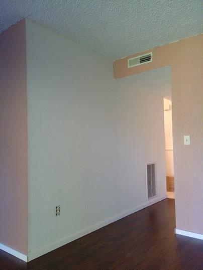 hallway - 14010 Juanita Dr NE