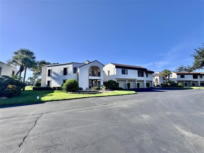 Foto del edificio - 802 Capri Isles Blvd