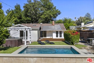 Building Photo - 4949 San Feliciano Dr