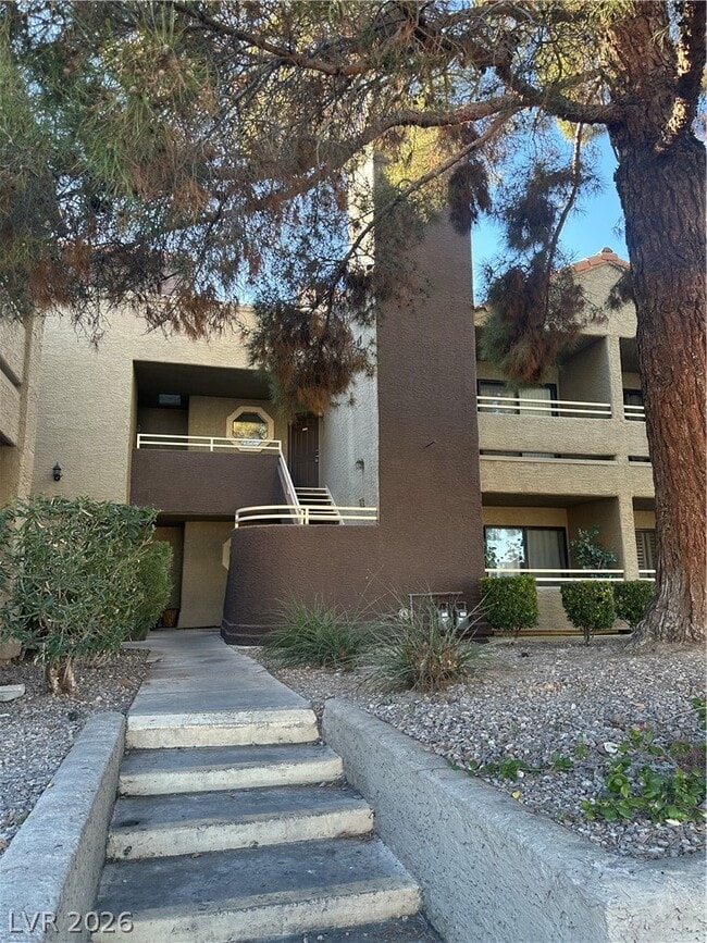 Building Photo - 5040 S Rainbow Blvd