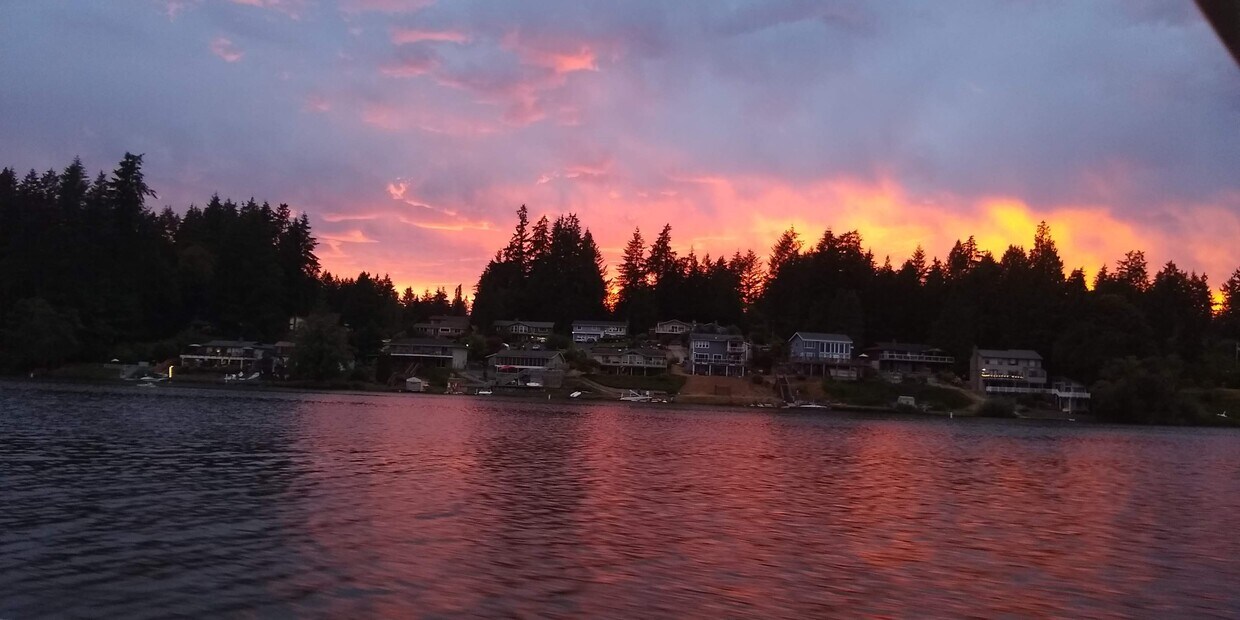 Foto principal - 5934 Long Lake Rd SE