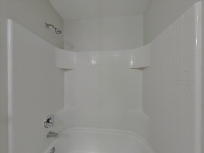 Building Photo - 32608 Decker Creek Dr