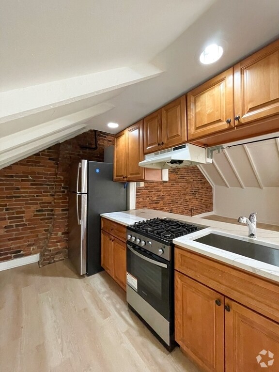 Building Photo - 402 Neponset Ave
