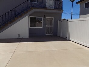 Building Photo - 1215-1215 Reed Ave