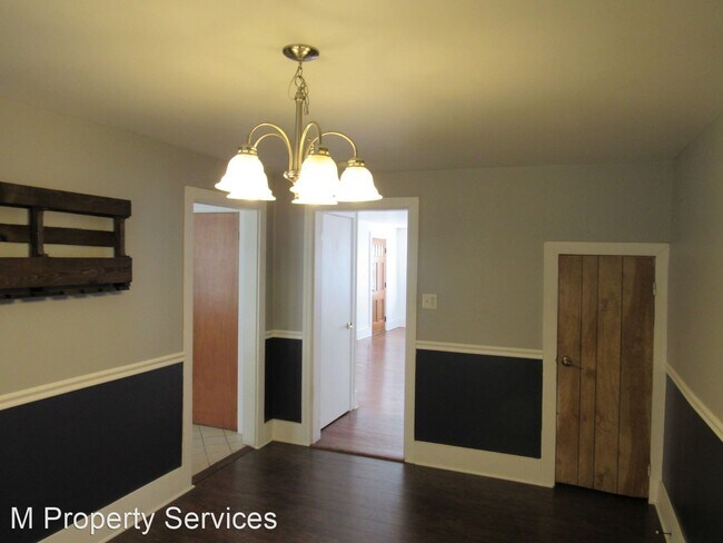 Building Photo - 3 br, 1.5 bath House - 210 West 4th Avenue