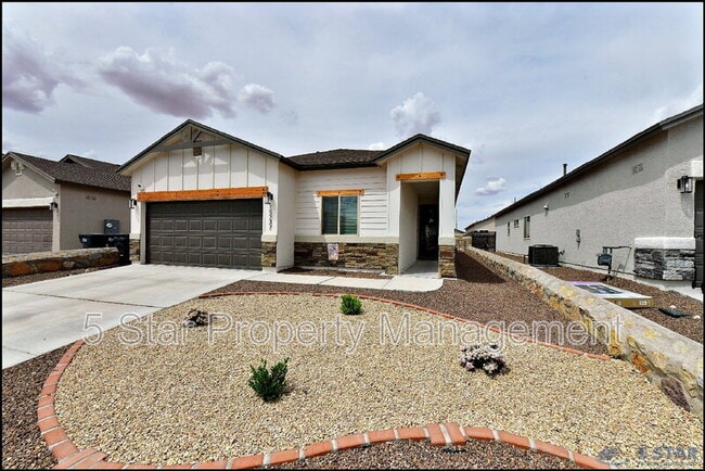 Building Photo - 15237 Ambition Ave