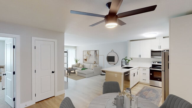 Building Photo - SaltAire