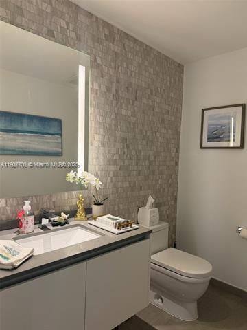 Foto del edificio - Rise Condo