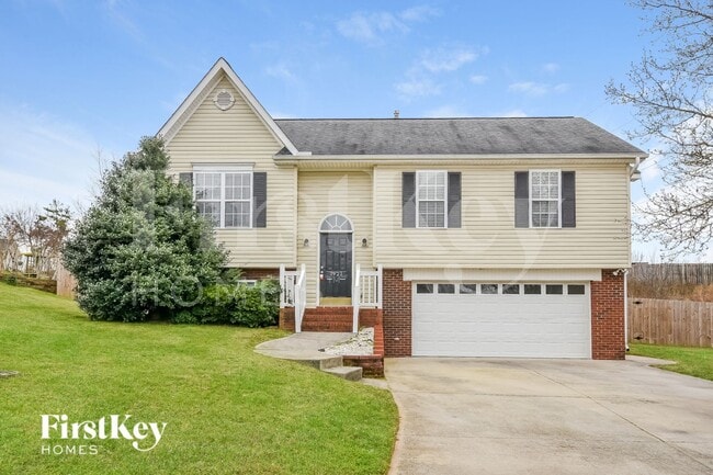 Building Photo - 7921 Woodpark Dr