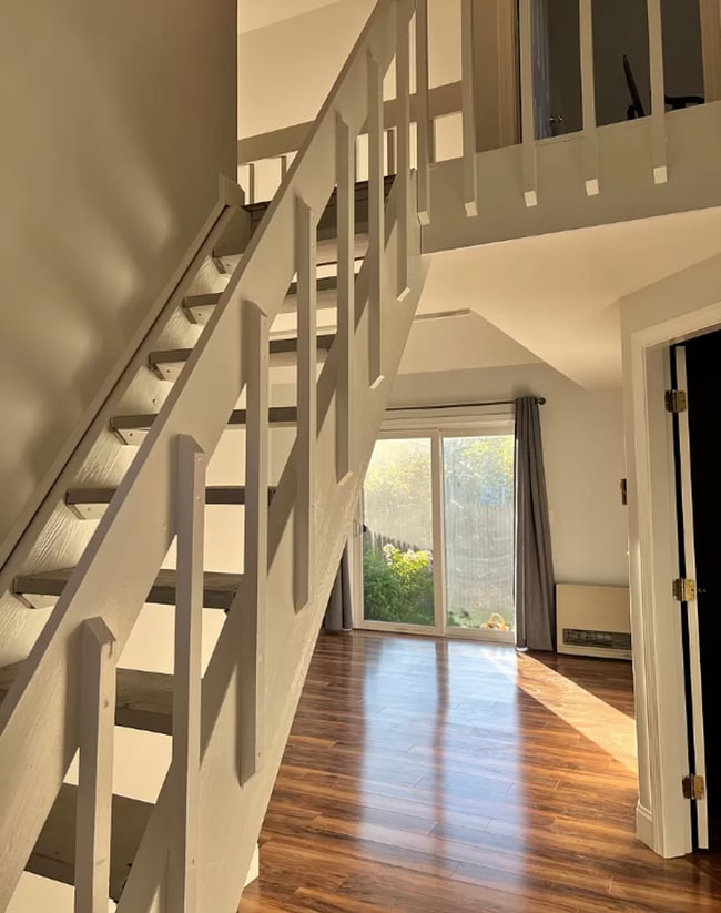 Building Photo - Beautiful Townhouse Condo 2BR in South Por...