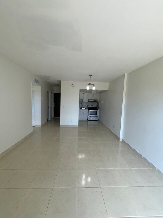 Foto del edificio - 3640 NW 9th St