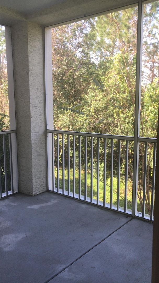 Foto del edificio - 12837 Madison Pointe Circle, Bldg. 8, Unit...