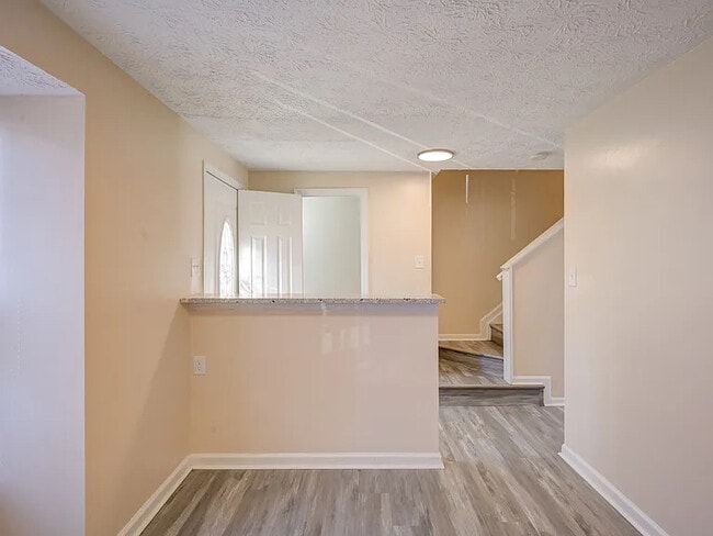 Foto del edificio - 416 Valiant Cir