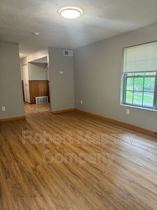 Foto del edificio - 2124 Cherokee Pkwy