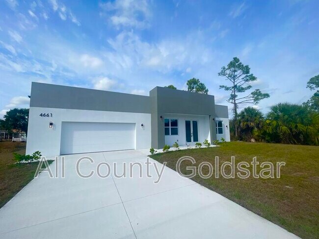 Foto del edificio - 4661 Fairlane Dr