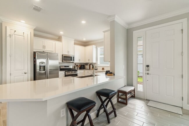 Building Photo - Esplanade at Wiregrass Ranch - A Premier 5...
