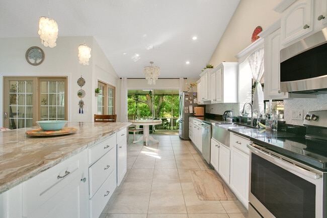 Foto del edificio - 3411 Windy Wood Dr