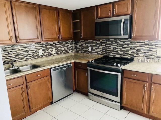 Building Photo - 2417 Barley Club Ct