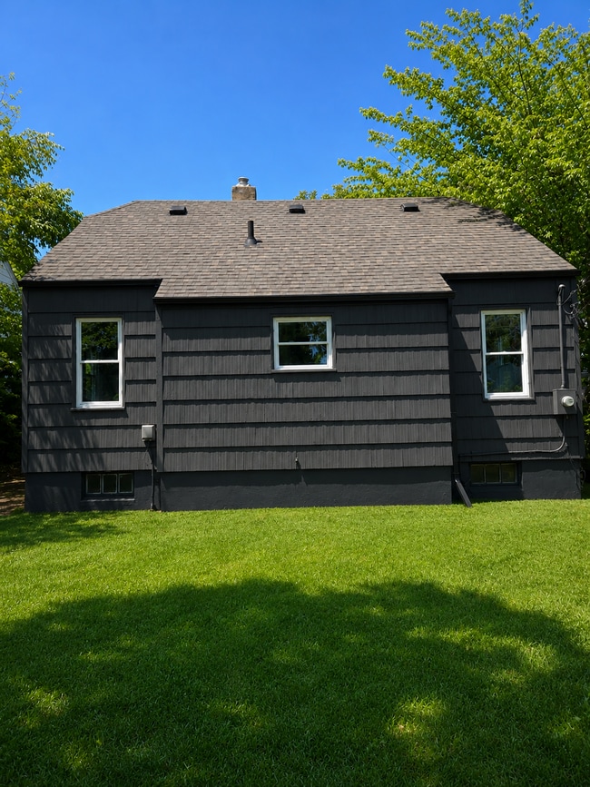 Building Photo - 1016 Cleo St