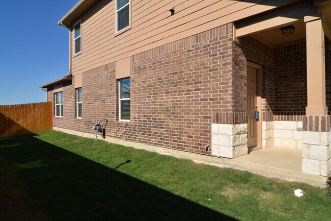Building Photo - 261 Northern Flicker St