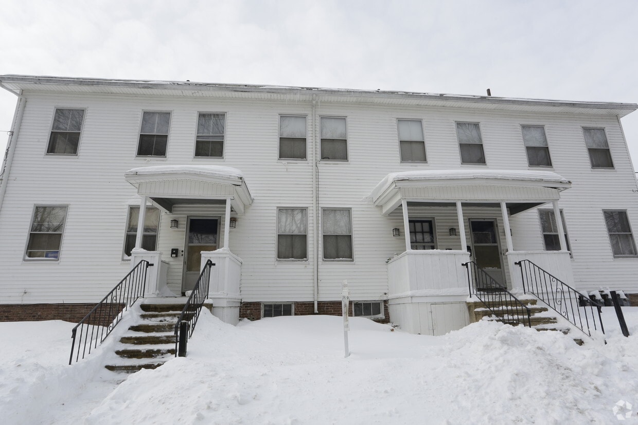 Building Photo - 15-19 Snows Ct