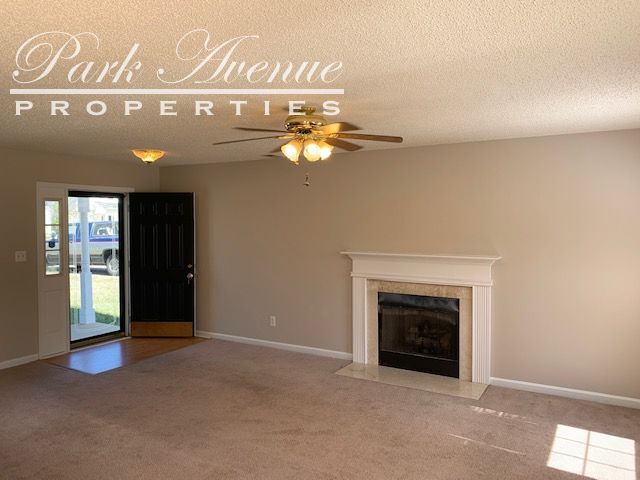 Building Photo - 4829 Coppala Drive  PENDING LEASE