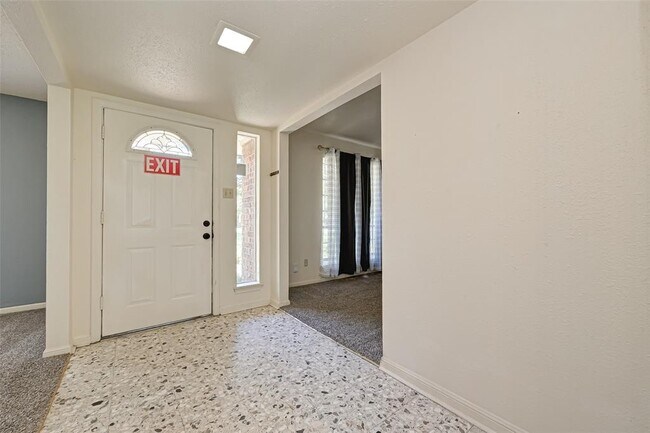 Foto del edificio - 6317 Morrow St
